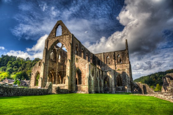 tintern-abbey
